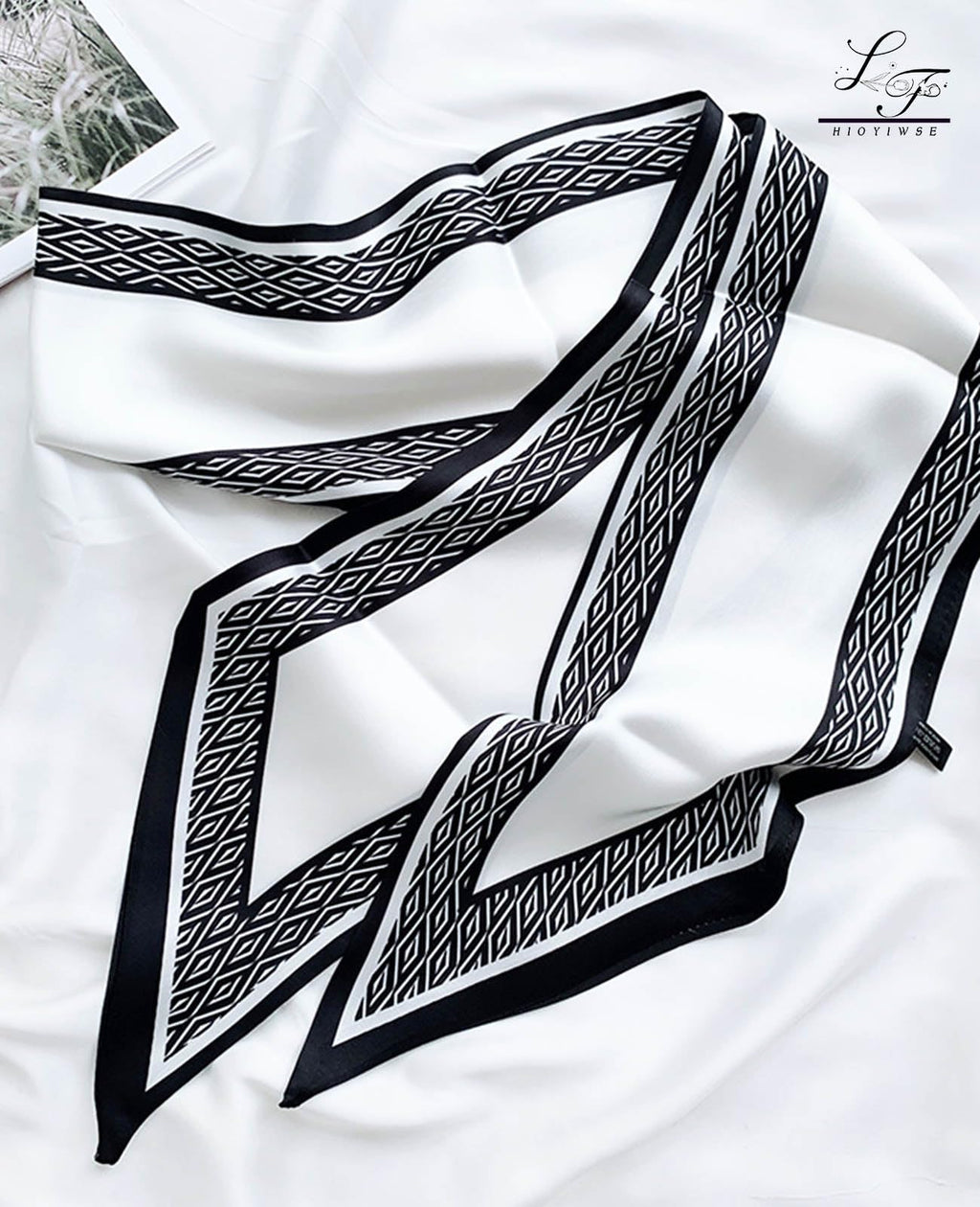 Head Scarf Hair Neck Scarves For Women Purse Bag Scarfs For Handbags Silky Long Thin Satin Headscarf Fashion
